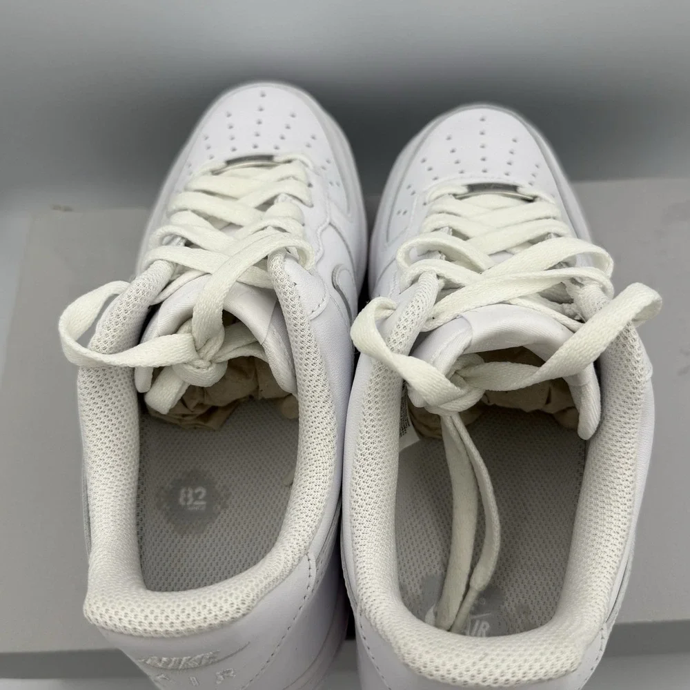 Nike Air Force 1 '07 Womens‎ Sneakers Triple White In Size 8.5 [DD8959 100]